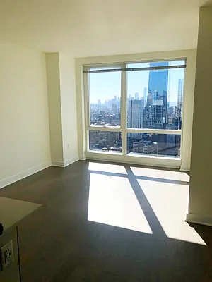 Rented by Mayell LLC | media 21