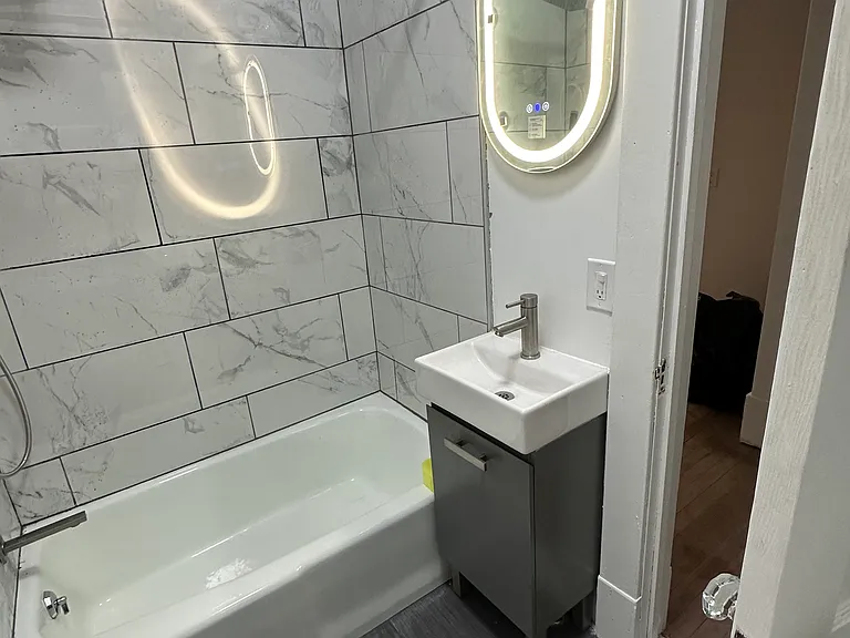 685 Washington Ave #1 — Photo 2
