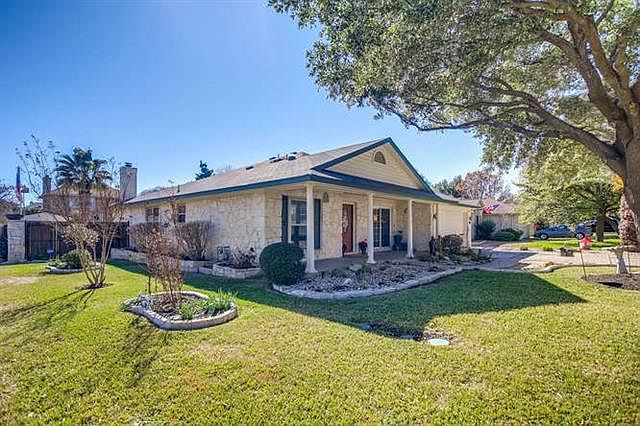 1st image of 13445 Tamayo Dr