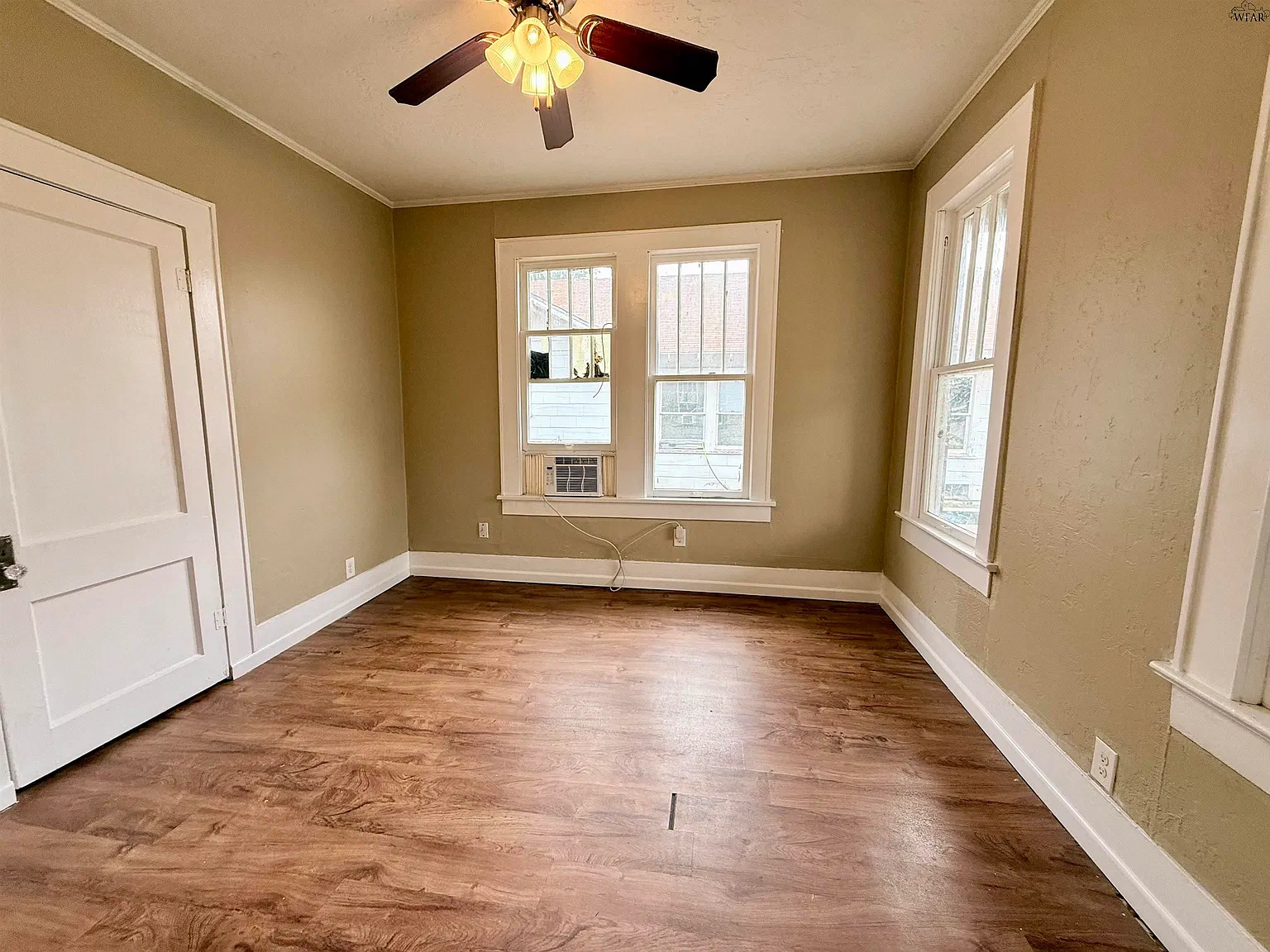2 bed, 1.0 bath, 1060 sqft, $995 — Photo 3