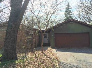 8426 Main St, Downers Grove, IL 60516