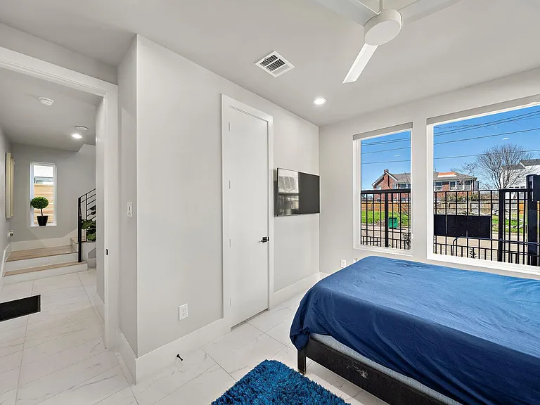 3515 Hutchins St — Photo 31
