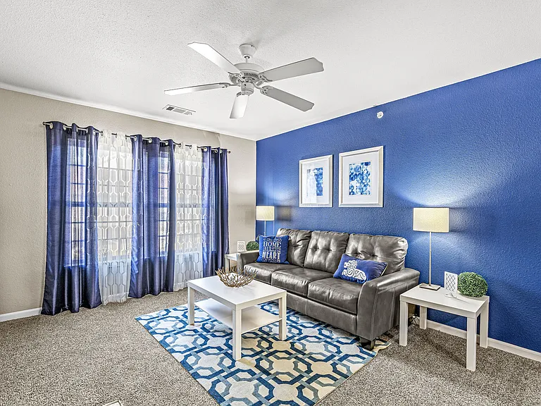 Arborwood Apartments — Photo 32