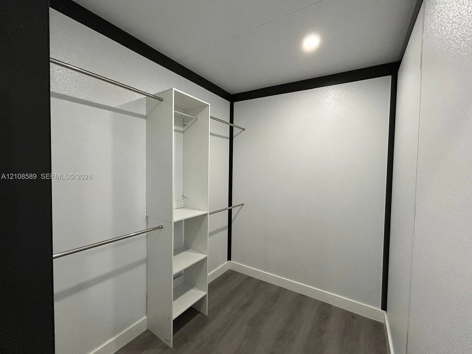 1 bed, $1,350 — Photo 1