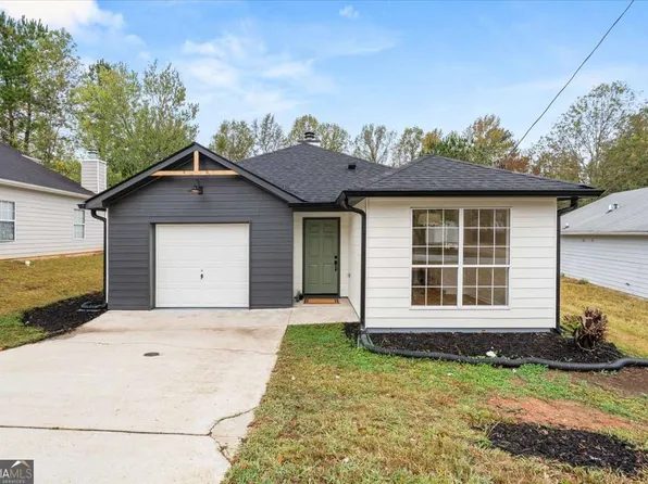 6588 Browns Mill Ferry Dr, Lithonia, GA 30038