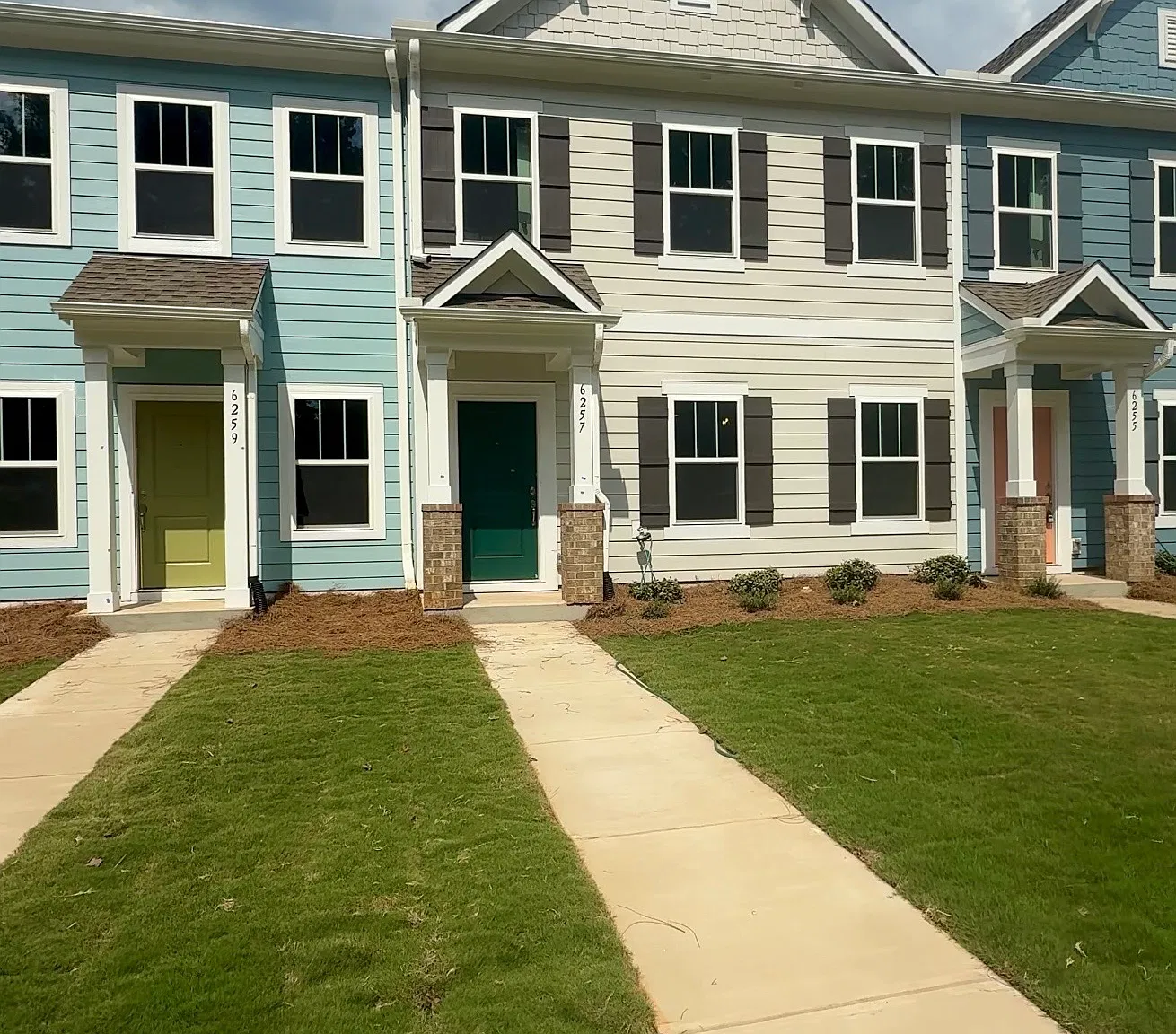 6255-6271 Brewer Ave — Photo 3