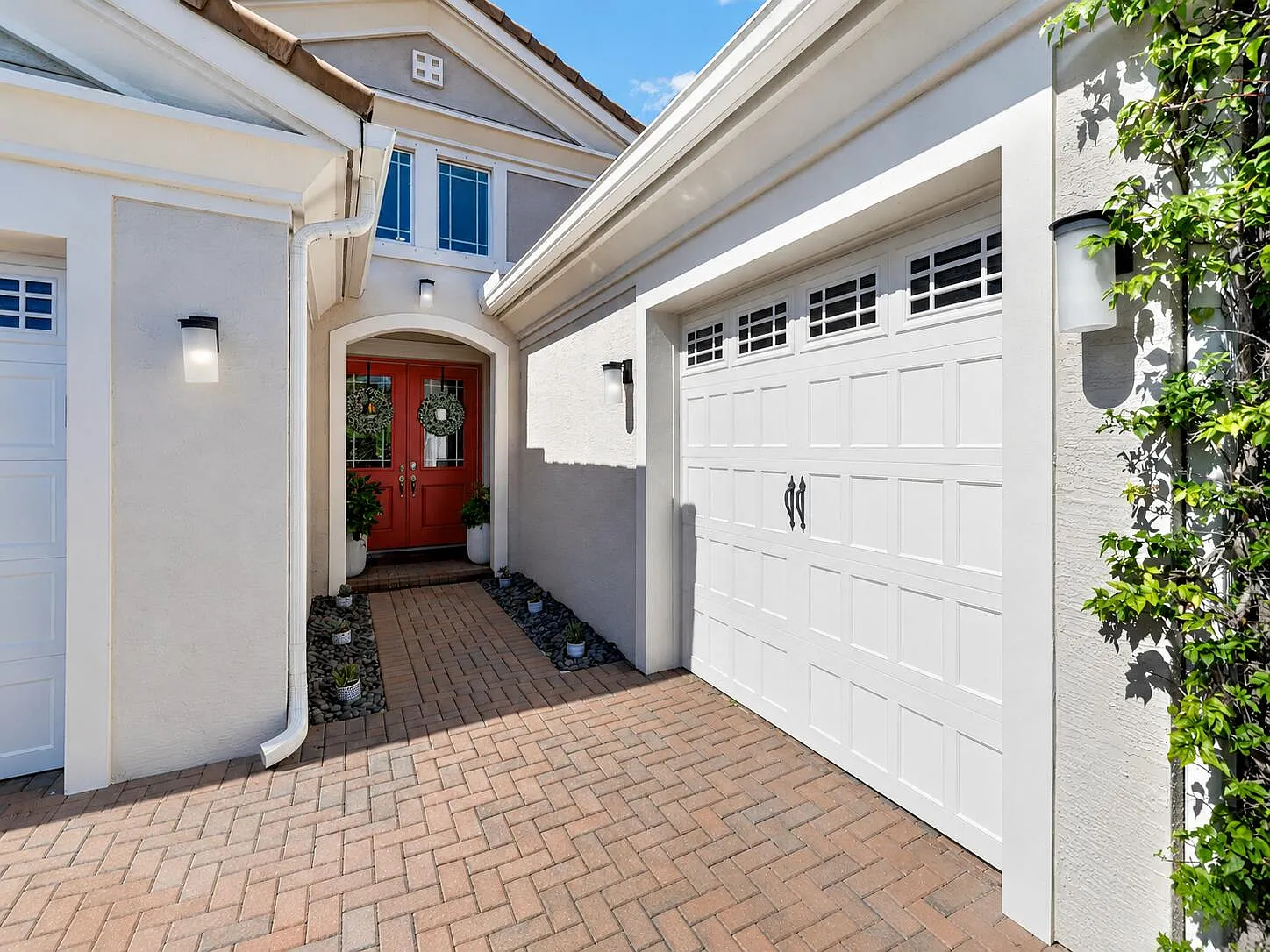 4 bed, 4.5 bath, 2720 sqft, $4,500 — Photo 4