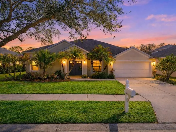 26000 Risen Star Dr, Zephyrhills, FL 33544