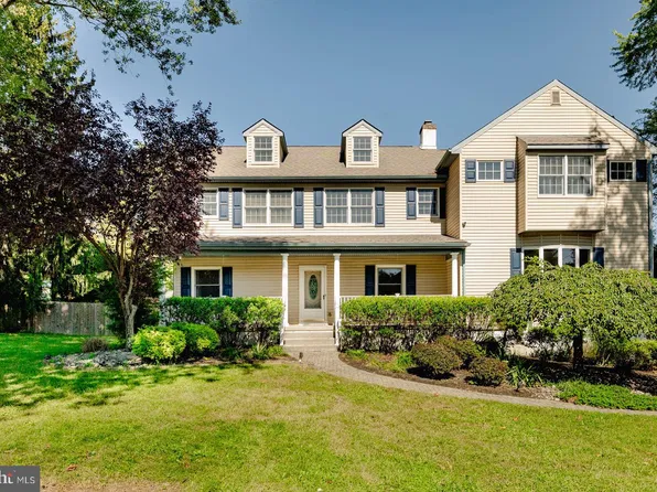 2133 Longview Rd, Warrington, PA 18976
