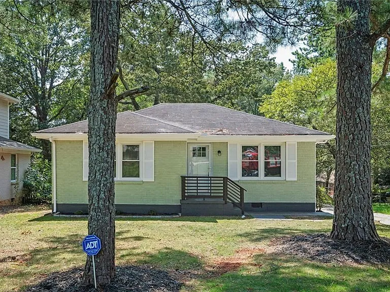 2823 McAfee Rd — Photo 3