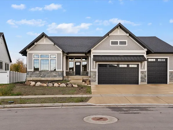 442 W Randys Ct, Farmington, UT 84025