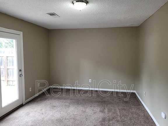 3rd image of 225 Greenway St Unit 27