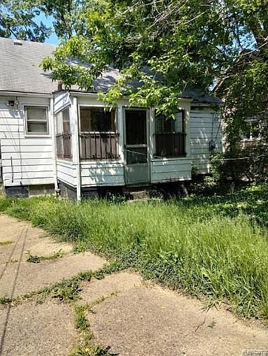 2nd image of 9574 Cheyenne St