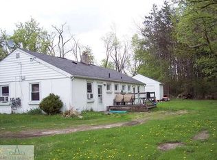 16183 Park Lake Rd, East Lansing, MI 48823
