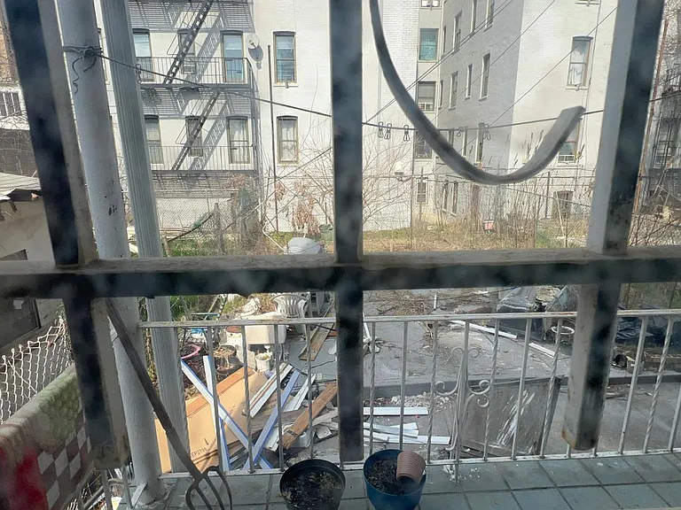 679 E 223rd St #1 — Photo 9