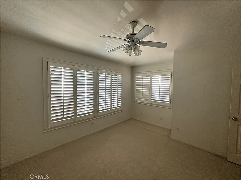 928 Lotus Cir — Photo 38