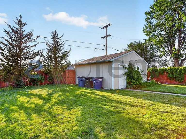 3695 Grape St — Photo 37