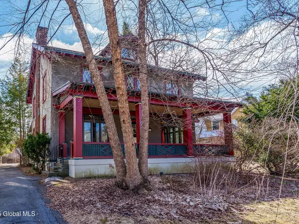 127 S Pine Avenue, Albany, NY 12208