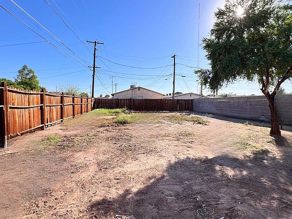 2nd image of 121 S 21st Ave