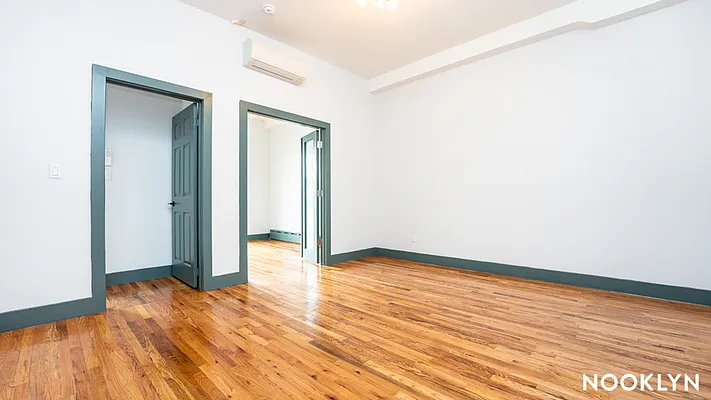 Rented by Nooklyn NYC LLC | media 27