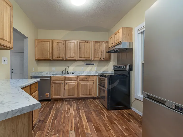 1723 W Vermijo Ave — Photo 8