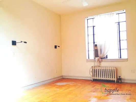 Sold by Bapple | media 5