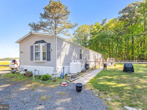 30105 Revells Neck Rd, Westover, MD 21871