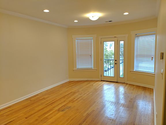 2nd image of 6458 N Fairfield Ave APT 3