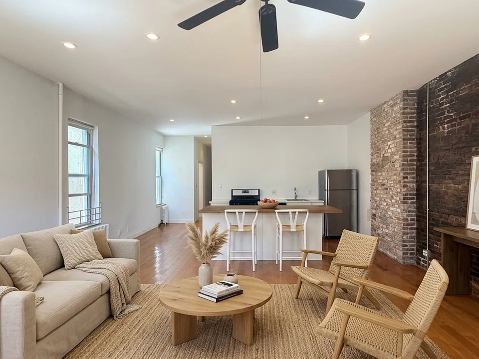 5-46 50th Ave #2R