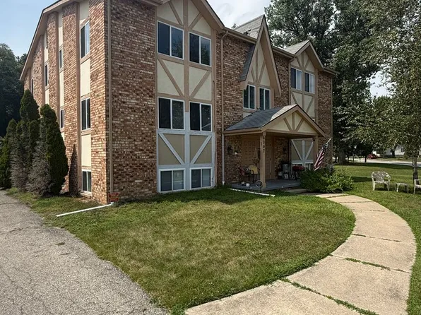 Whiteford Center, 6047 Whiteford Center Rd #4, Toledo, OH 43613