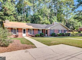 135 Belle Dr, Fayetteville, GA 30214