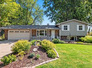 1675 Kennedy Dr, Green Bay, WI 54304