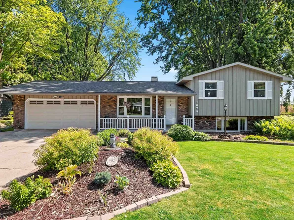 1675 Kennedy Dr, Green Bay, WI 54304