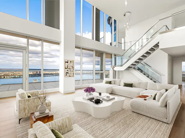 242 West 53rd Street image 2 of 17