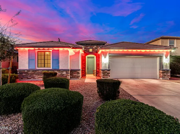 744 W DESERT HOLLOW Drive, San Tan Valley, AZ 85143