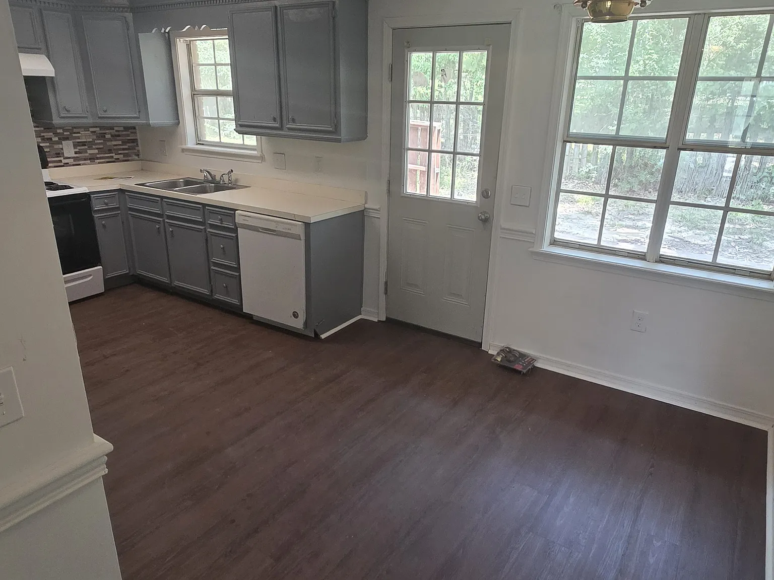 3 bed, 1434 sqft, $1,700 — Photo 3