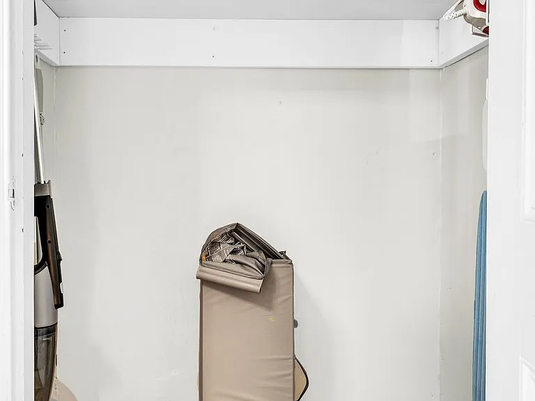 63 William St #1 — Photo 14