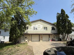 405 Monroe Pl, Hopkins, MN 55343