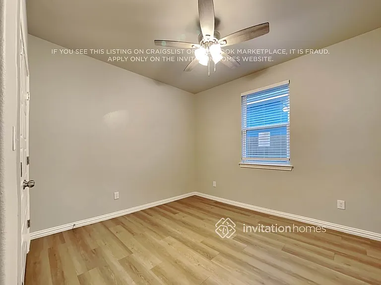 1320 Liberty St — Photo 12