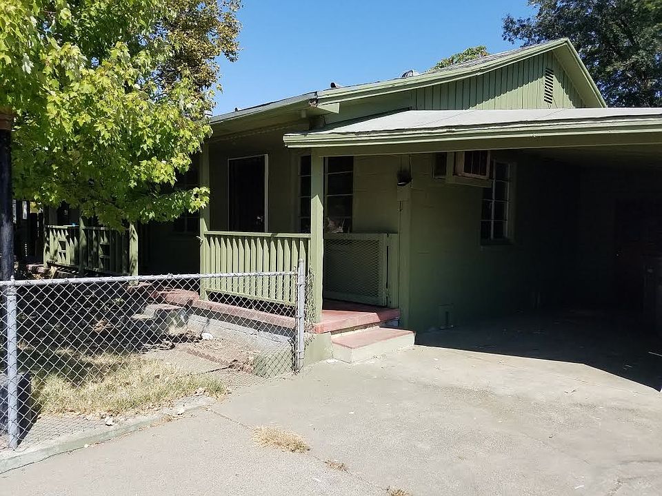 1st image of 665 Maple St