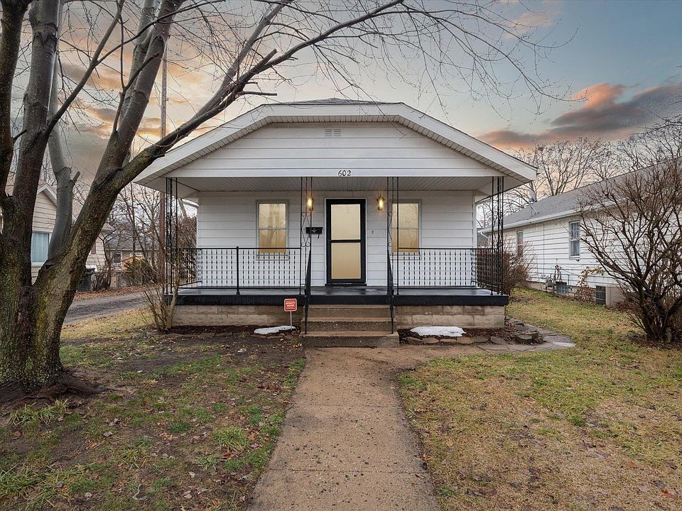 1st image of 602 S 32nd St
