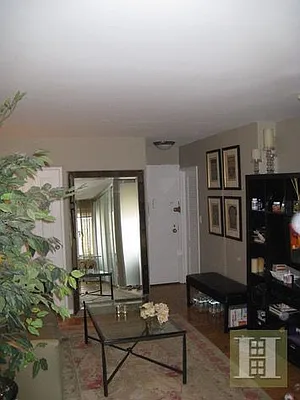 Rented by Halstead Real Estate | media 20