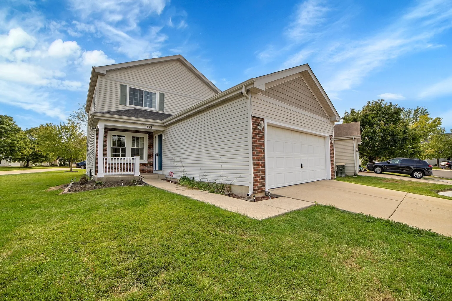 322 Waterbury Cir photo 1