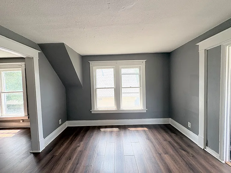 4032 Vermaas Ave #2 — Photo 5