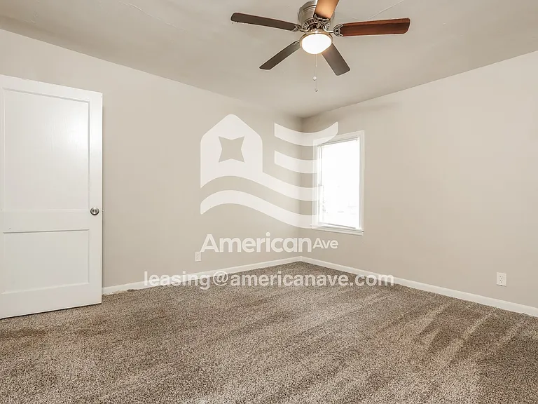 673855_011_wm_-_main_bedroom_12909213.jpg