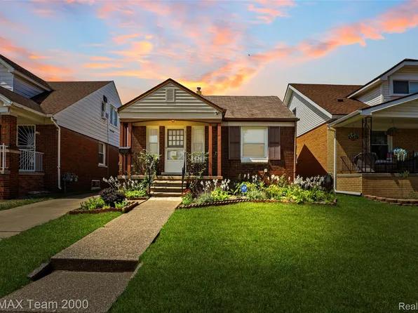 6847 Middlepointe St, Dearborn, MI 48126
