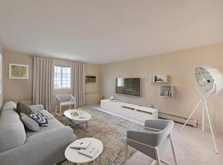 500 Northshore Rd APT 8A, Peabody, MA 01960