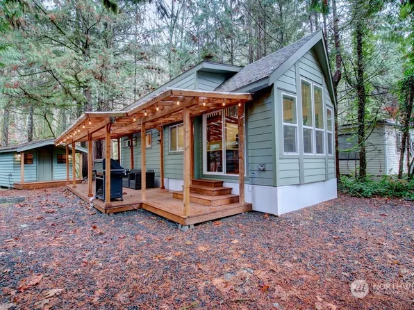 108 5 Big River Boulevard W, Deming, WA 98244