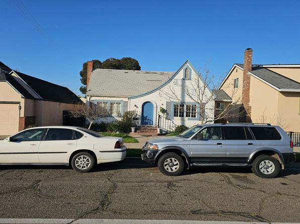 1210 G St, Marysville, CA 95901