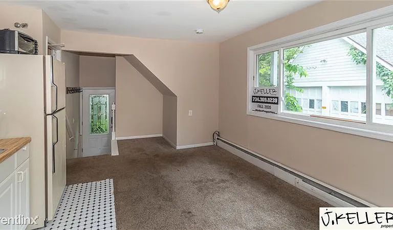914 Woodlawn Ave — Photo 22